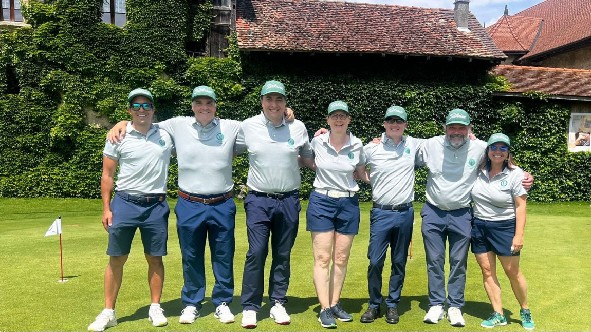 B2 (Kapitän Marjorie Chrzanowski)